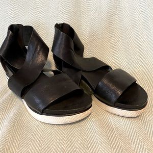 Eileen Fisher Black Tumbled Leather Sport Sandal